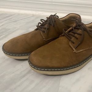 Johnston & Murphy casual shoes boys size 4.5 M